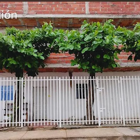 Pensión Casa Marez 3*